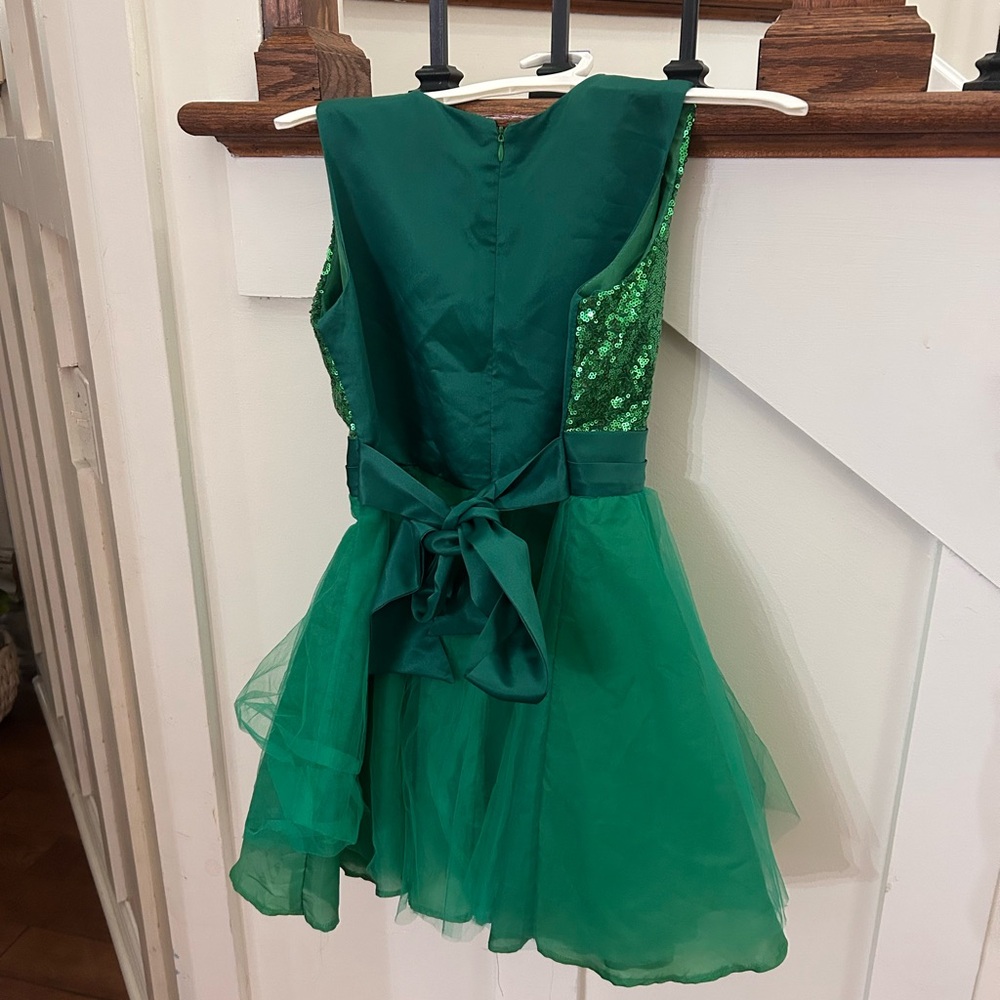 girls green mini dress